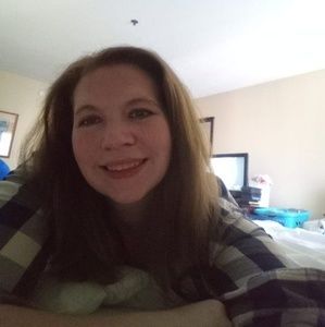 Meet your Posher, Alissa